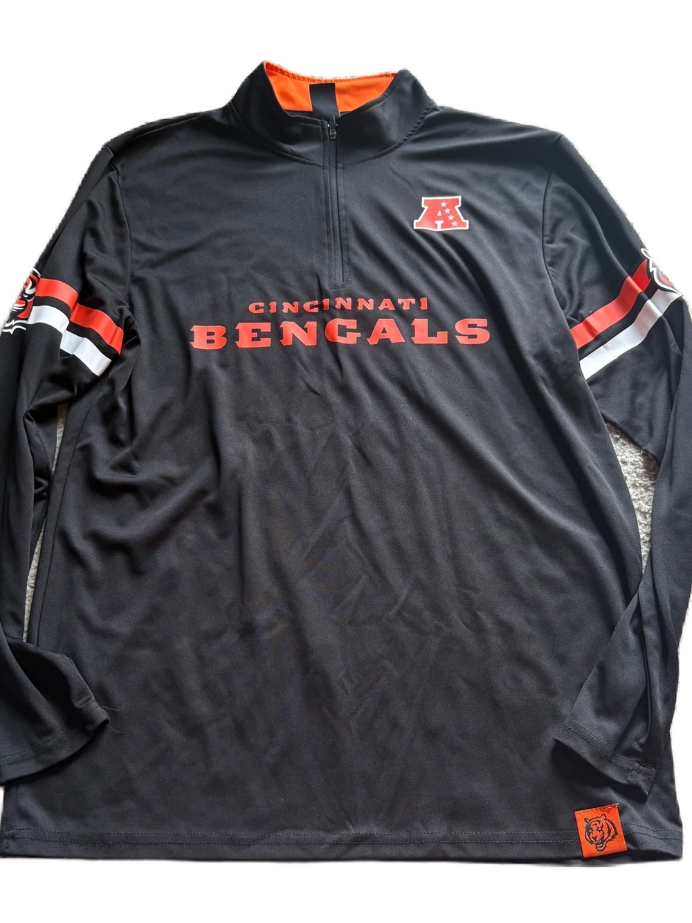 NFL Cincinnati Bengals Half-Zip Pullover Large Sweatshirt Long Sleeve Black
